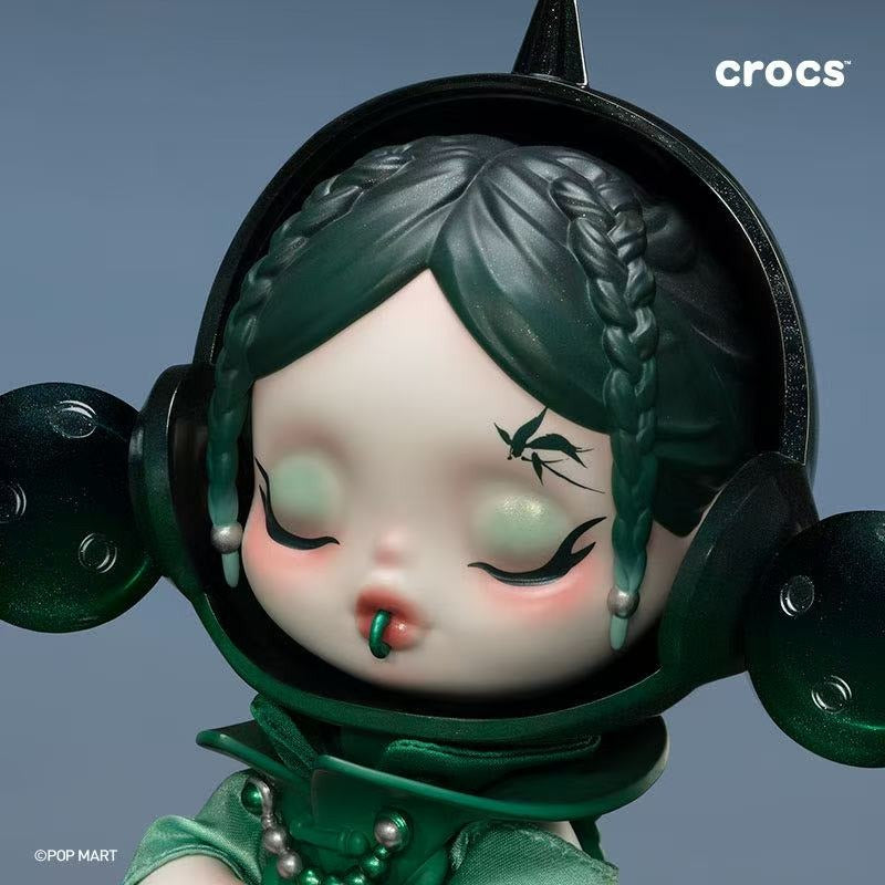 Skullpanda x CROCS OOTD Figure