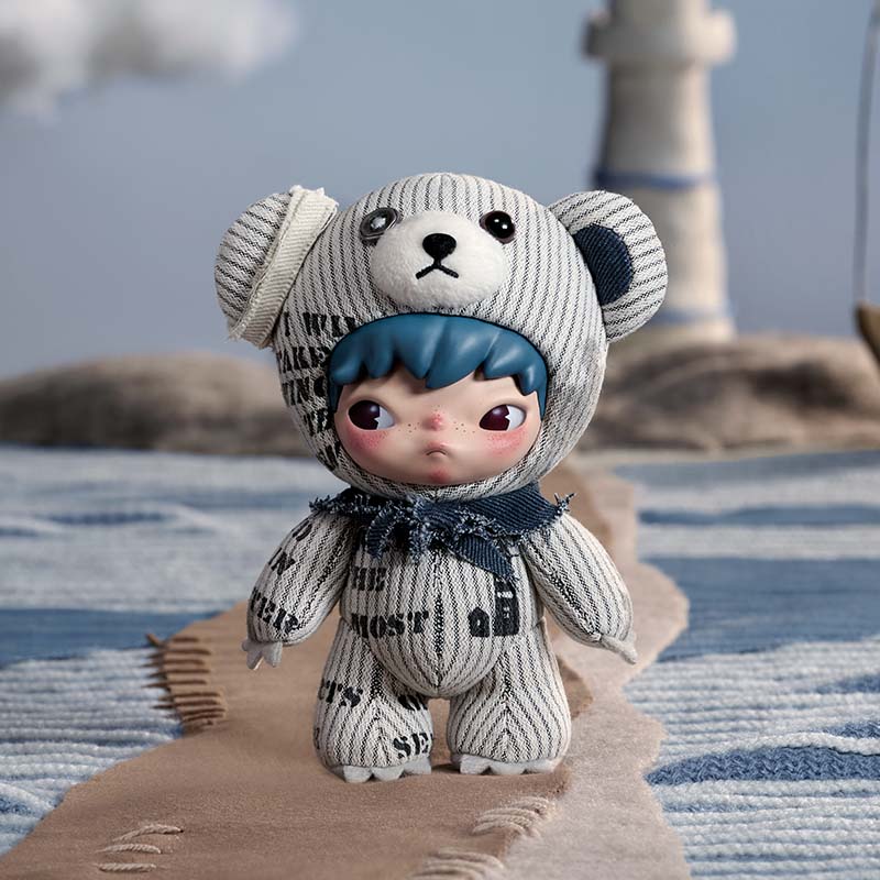 POP MART Hirono Freedom Island Series Plush Doll Hanging Card, UK Exclusive