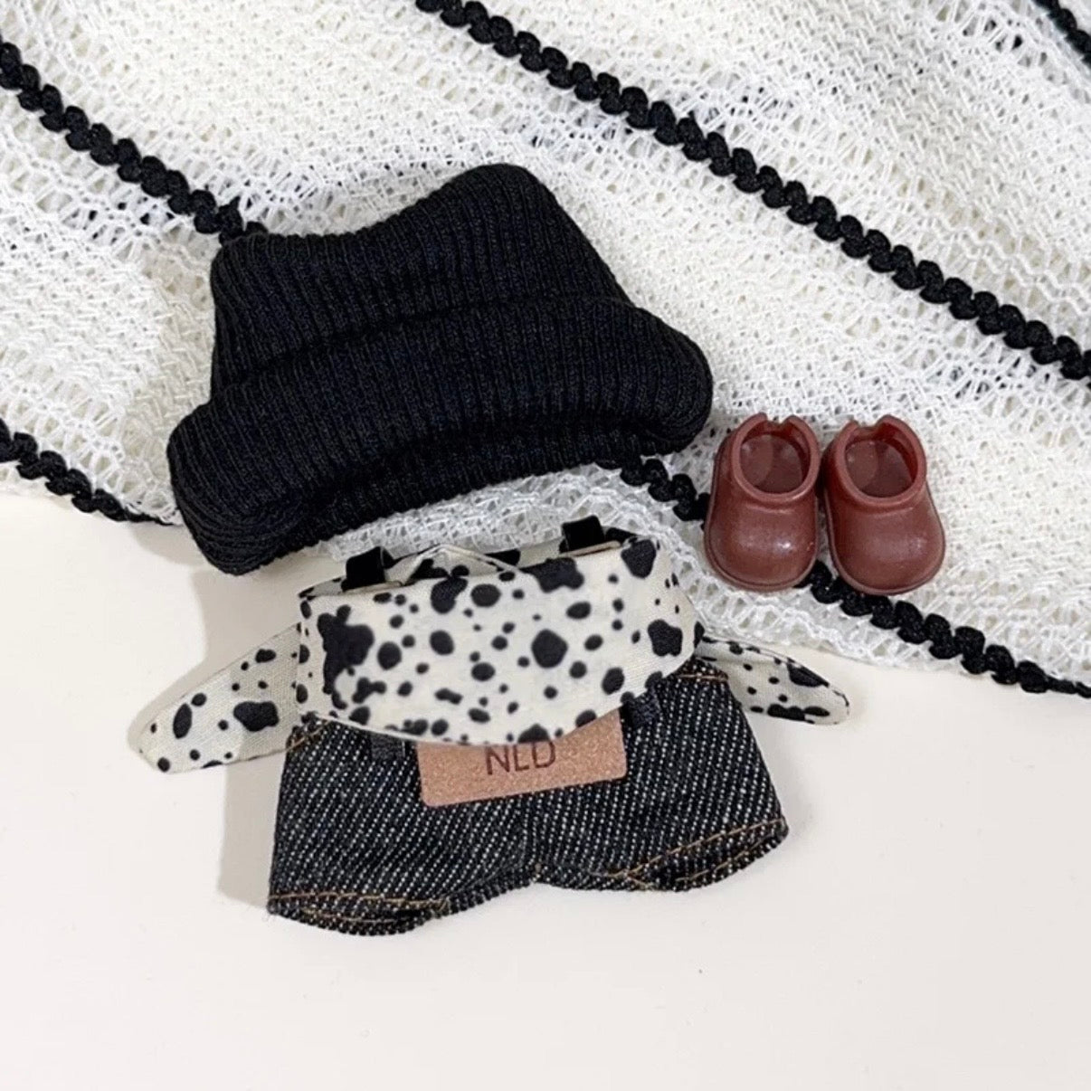 Labubu Mini Doll Outfit: Overalls, Black Headband & Bib Set (Doll Not Included)